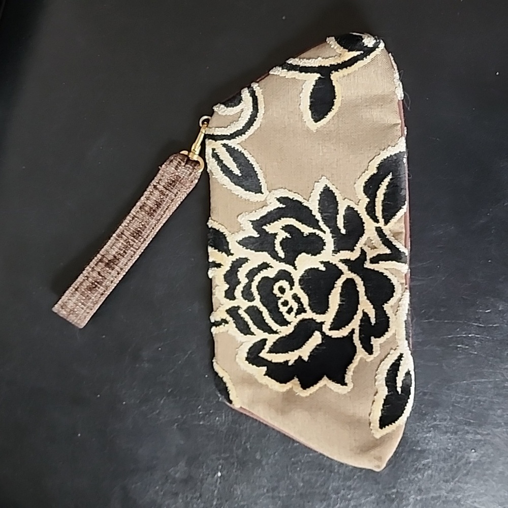 Offhand Designs Black and Tan Tapestry Clutch - Picture 2 of 10